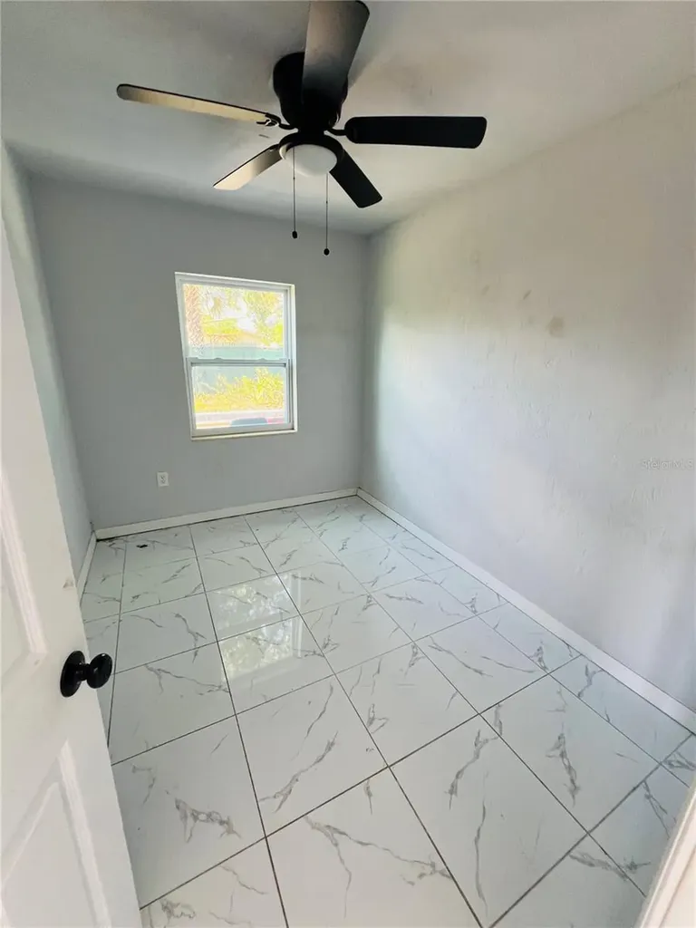 21098 Glendale Avenue Port Charlotte FL 33952