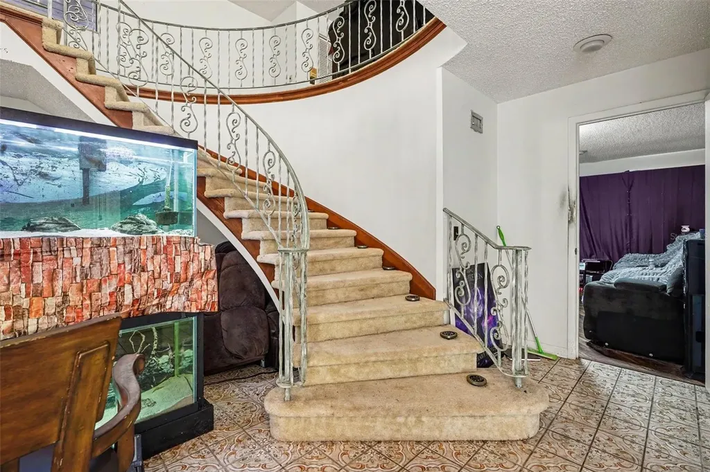 6141 Palmetto Drive Indian Lake Estates FL 33855
