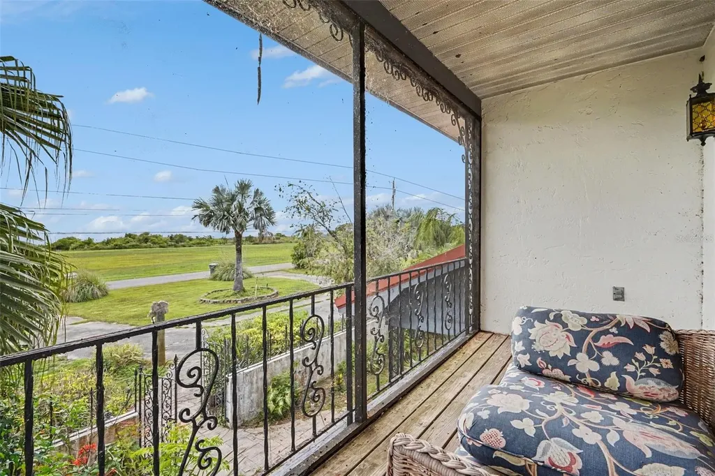6141 Palmetto Drive Indian Lake Estates FL 33855