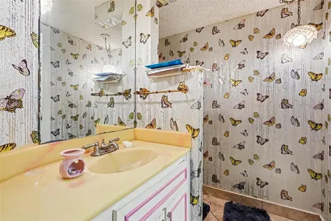 6141 Palmetto Drive Indian Lake Estates FL 33855