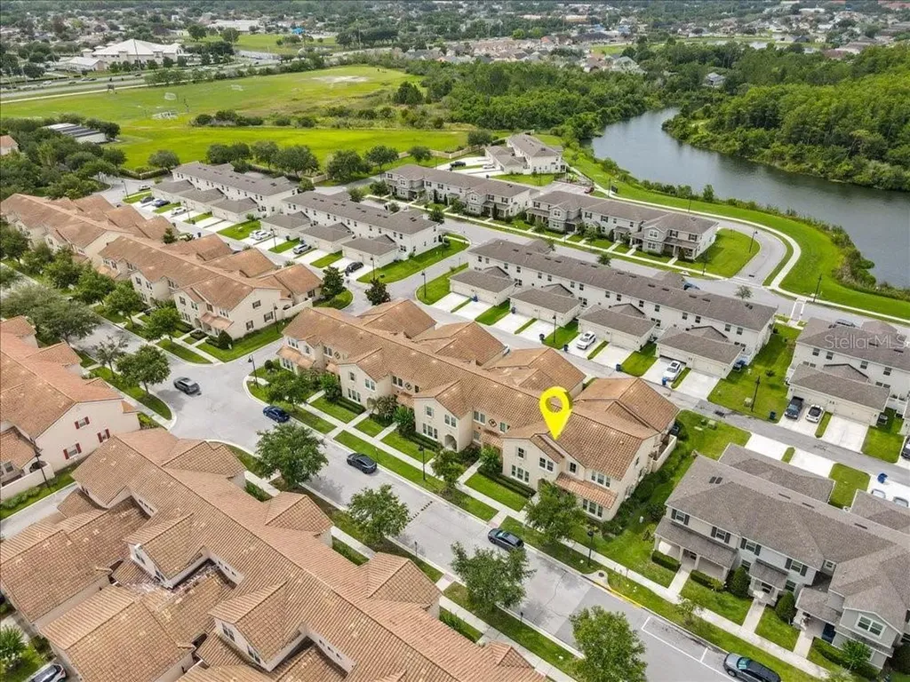 2958 Aqua Virgo Loop Orlando FL 32837