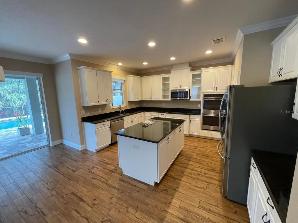 2745 Peony Drive Oviedo FL 32766