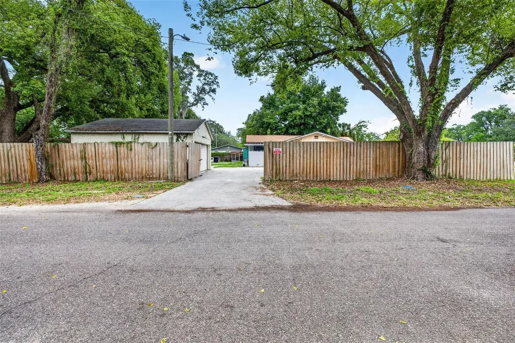 5008 N 17th Street Tampa FL 33610