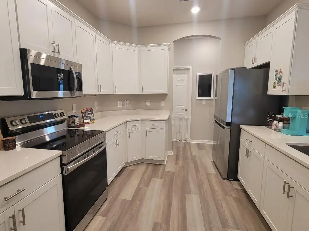 6505 166th Place E Parrish FL 34219