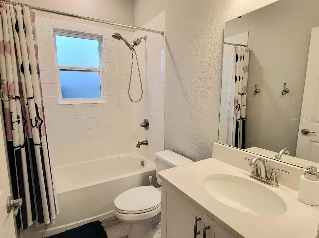 6505 166th Place E Parrish FL 34219