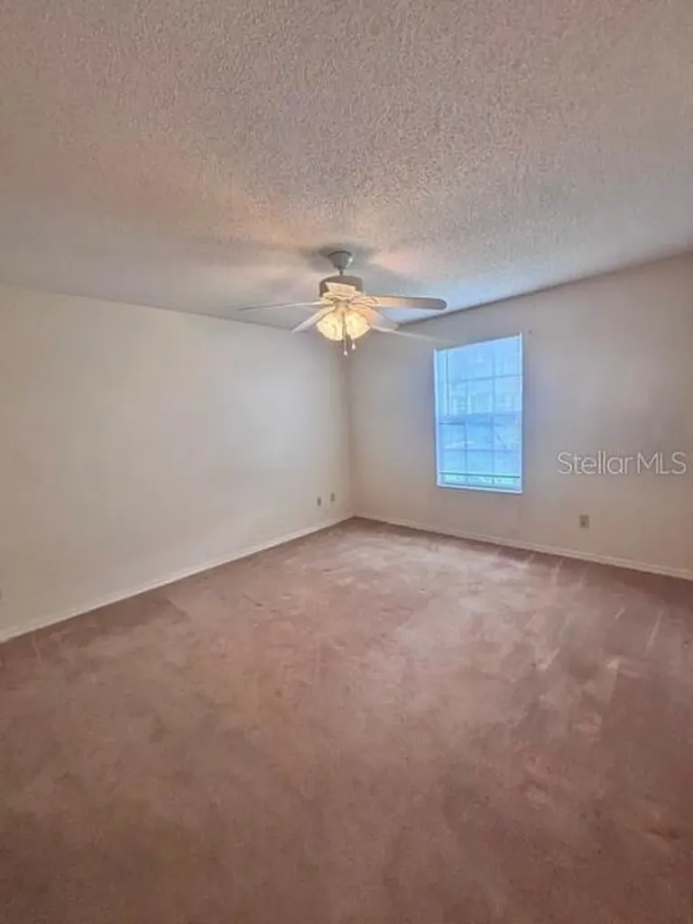 5301 White Cliff Lane Orlando FL 32812