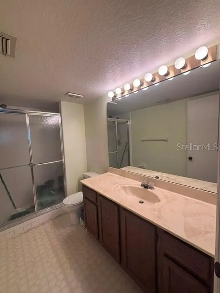 5301 White Cliff Lane Orlando FL 32812