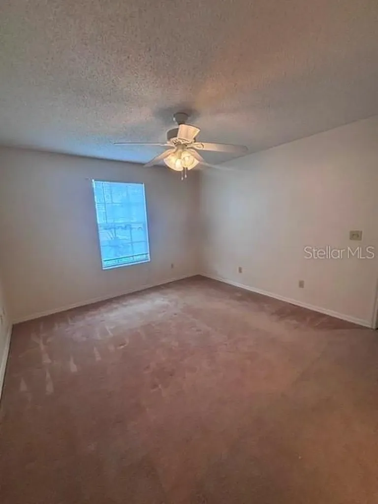 5301 White Cliff Lane Orlando FL 32812