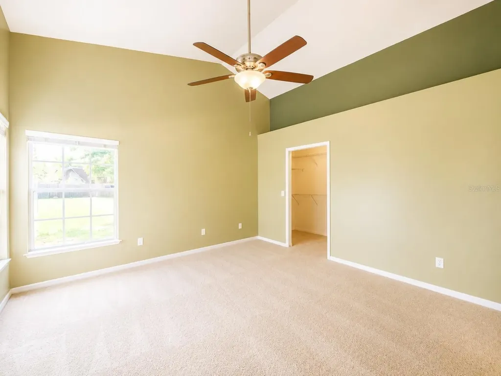 2351 Holly Pine Circle Orlando FL 32820