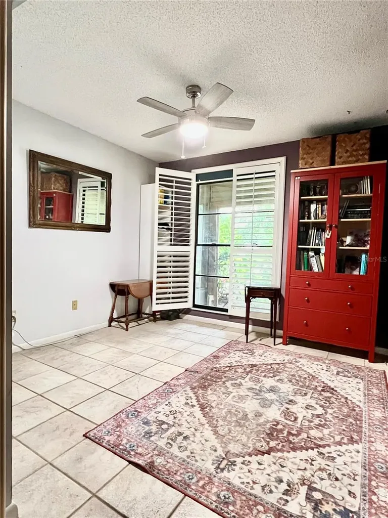 15614 Farnsworth Lane Tampa FL 33624
