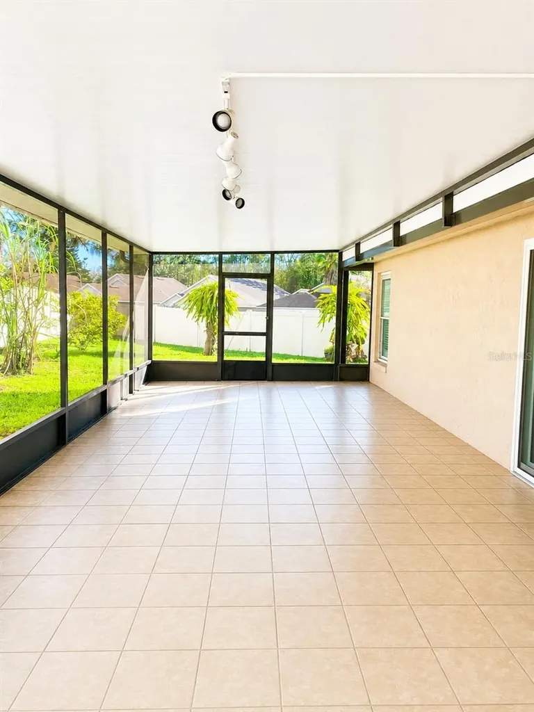 1009 Bartlett Court Oviedo FL 32765