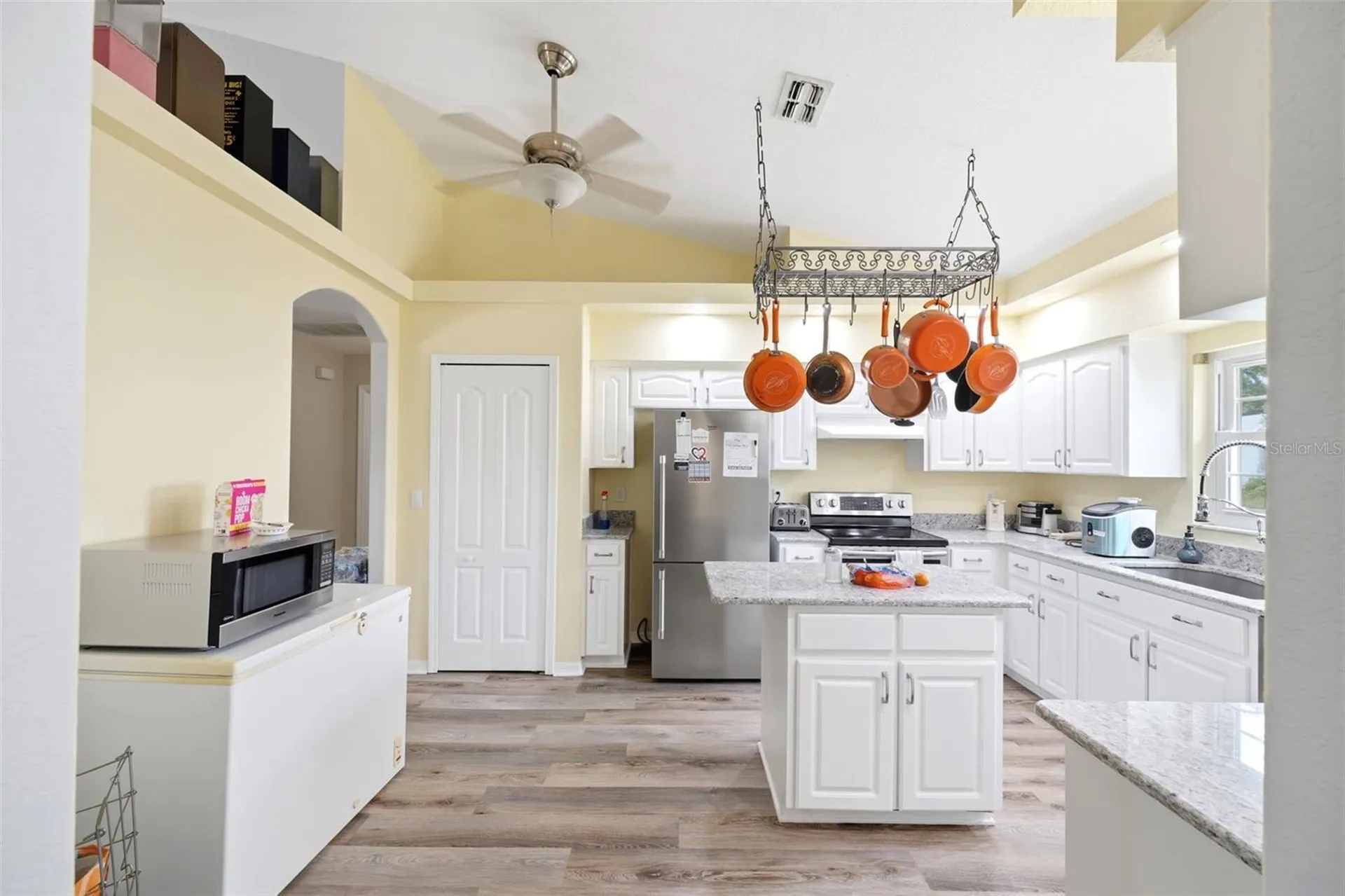 10154 Spring Hill Drive Spring Hill FL 34608