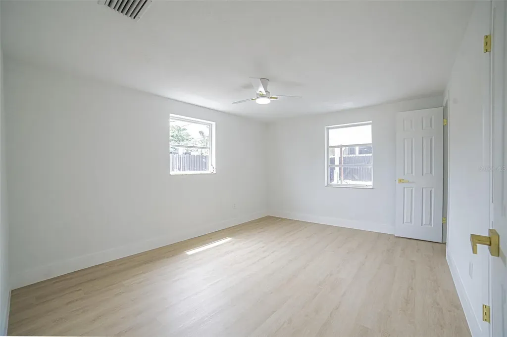 3720 Beacon Square Drive Holiday FL 34691