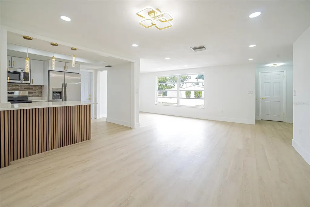 3720 Beacon Square Drive Holiday FL 34691