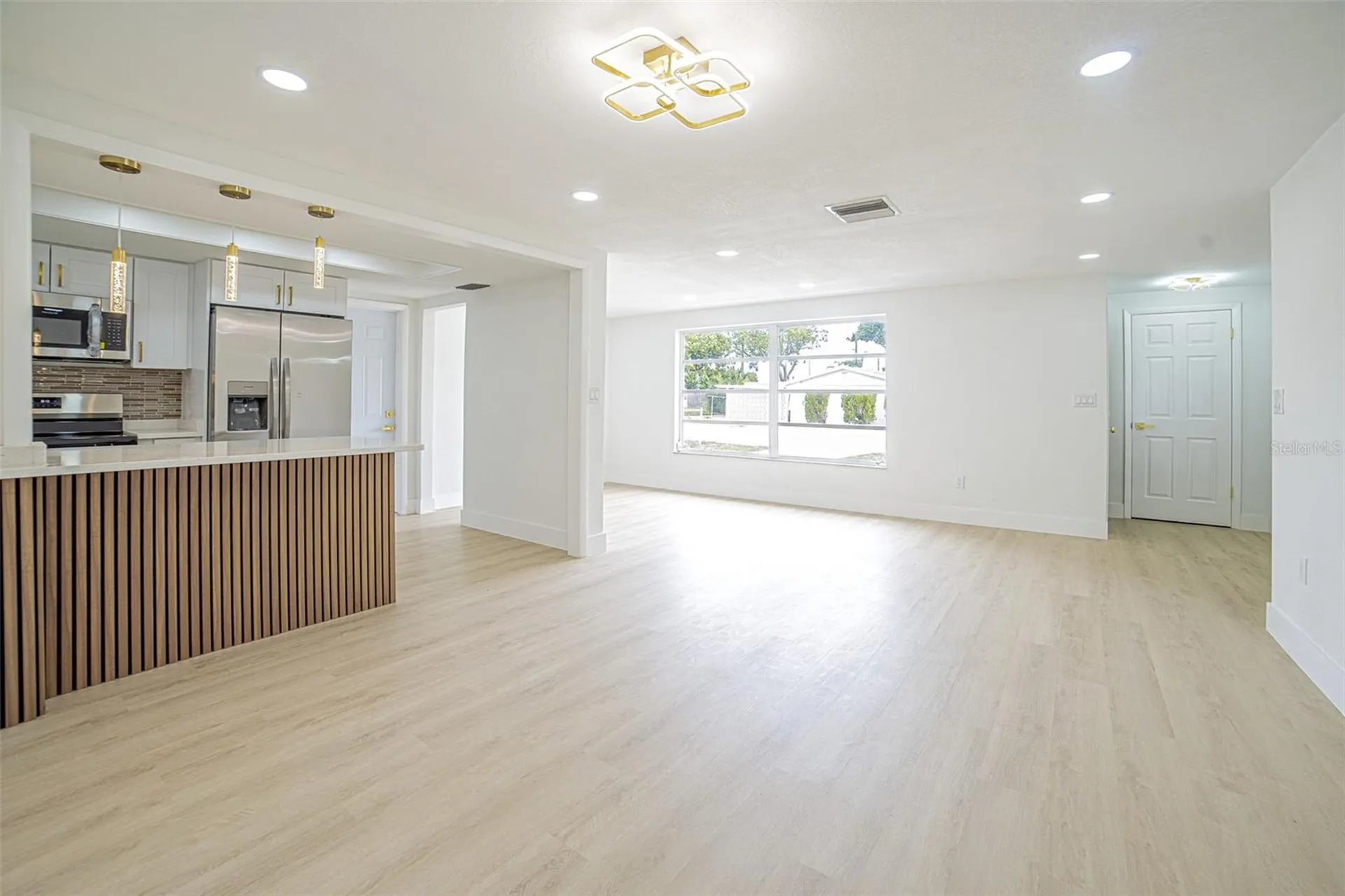 3720 Beacon Square Drive Holiday FL 34691