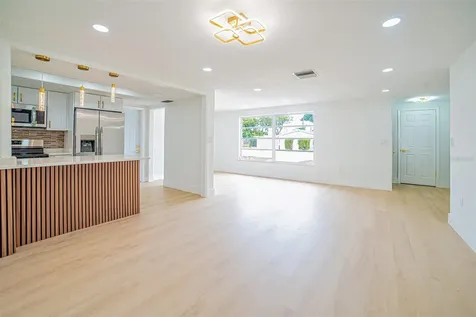 3720 Beacon Square Drive Holiday FL 34691