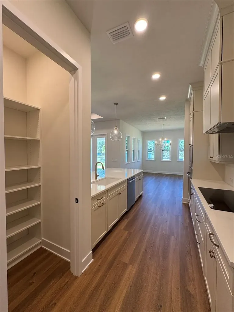 879 SW 144th Circle Newberry FL 32669