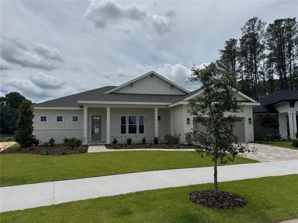 879 SW 144th Circle Newberry FL 32669