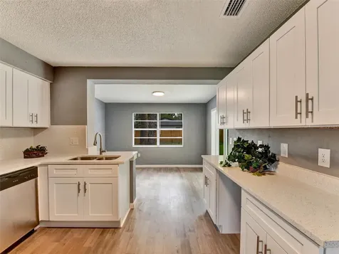 7138 Oakwood Drive New Port Richey FL 34652