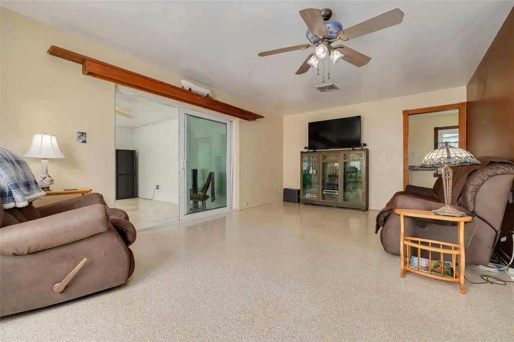 5610 19th Avenue S Gulfport FL 33707