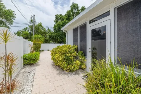 5610 19th Avenue S Gulfport FL 33707