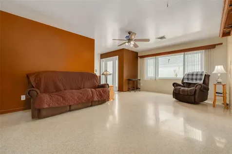 5610 19th Avenue S Gulfport FL 33707
