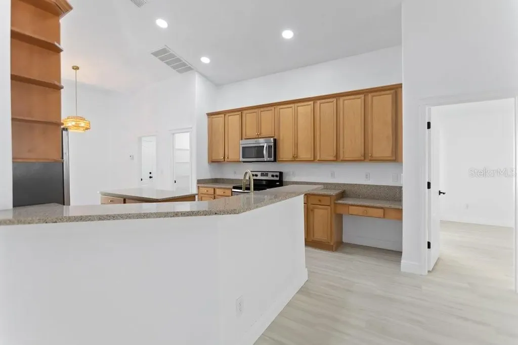 6249 Twin Bridges Drive Zephyrhills FL 33541