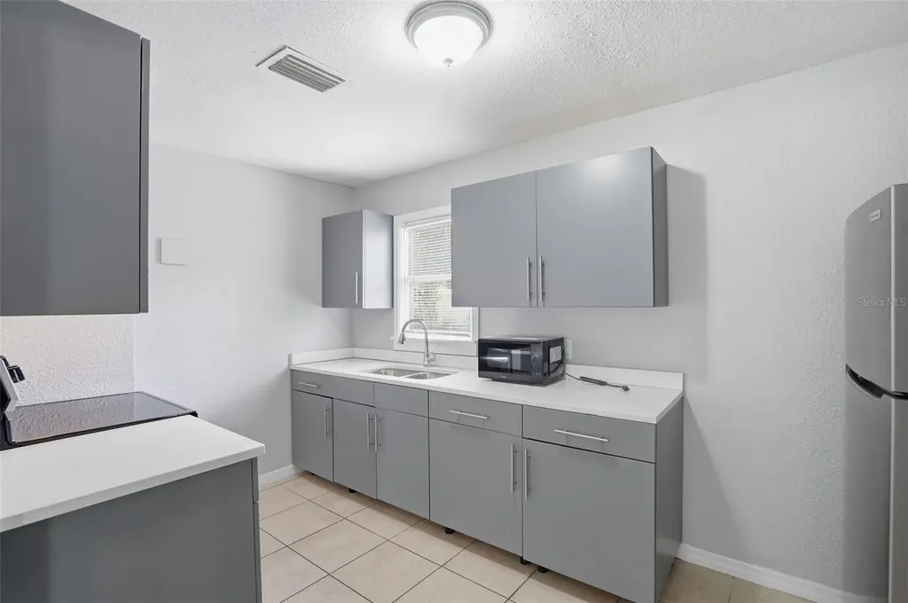 3003 N Adams Street Tampa FL 33611
