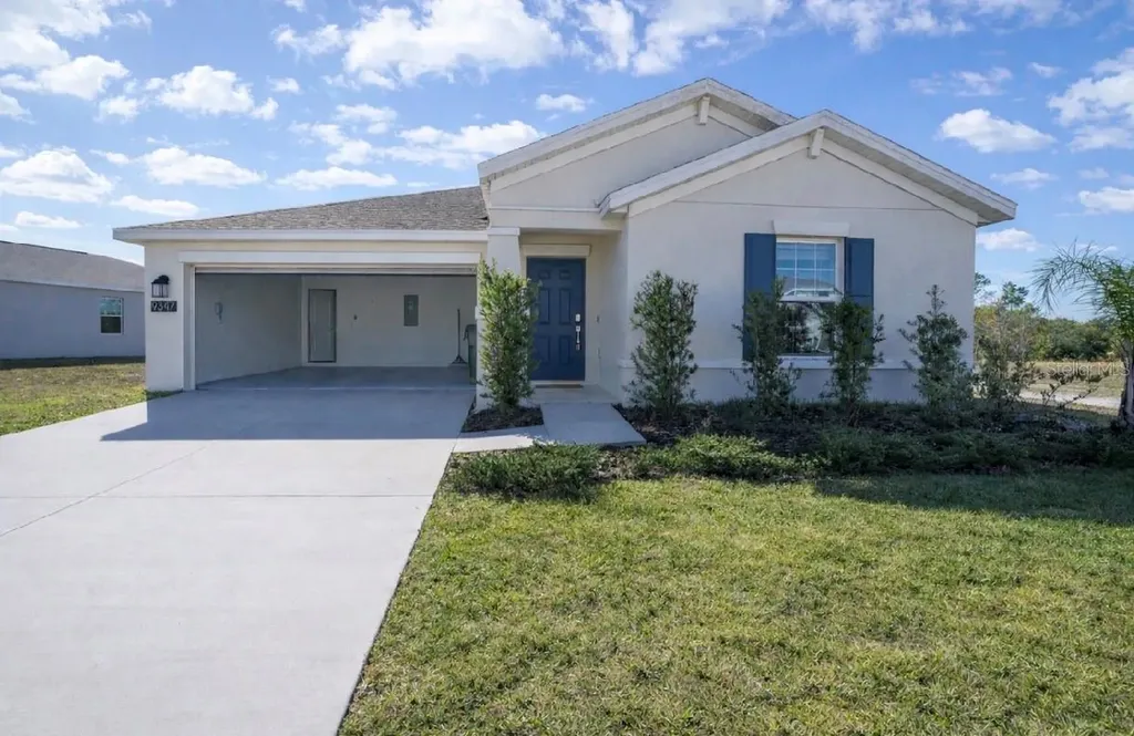 9347 Revere Avenue Leesburg FL 34788