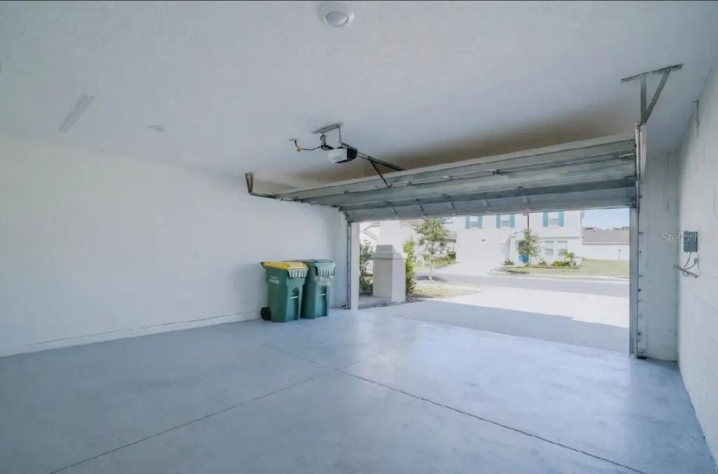 9347 Revere Avenue Leesburg FL 34788