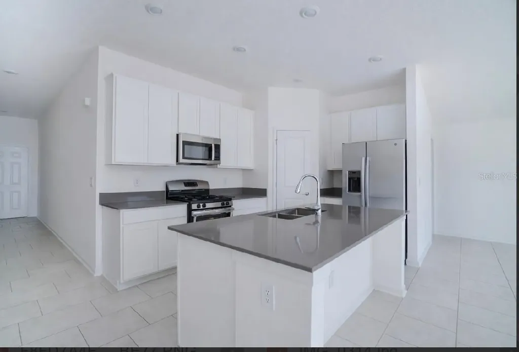 9347 Revere Avenue Leesburg FL 34788