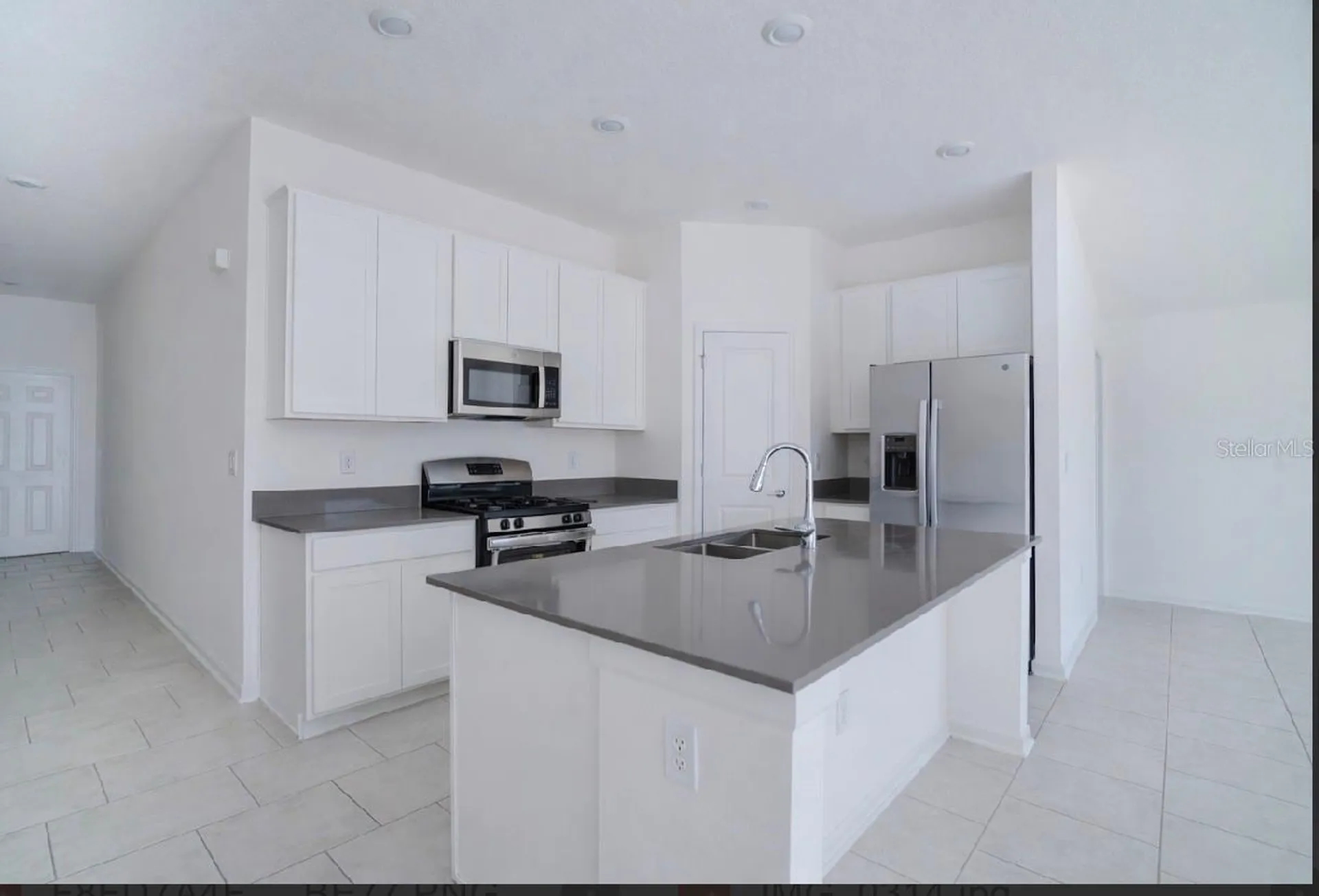 9347 Revere Avenue Leesburg FL 34788