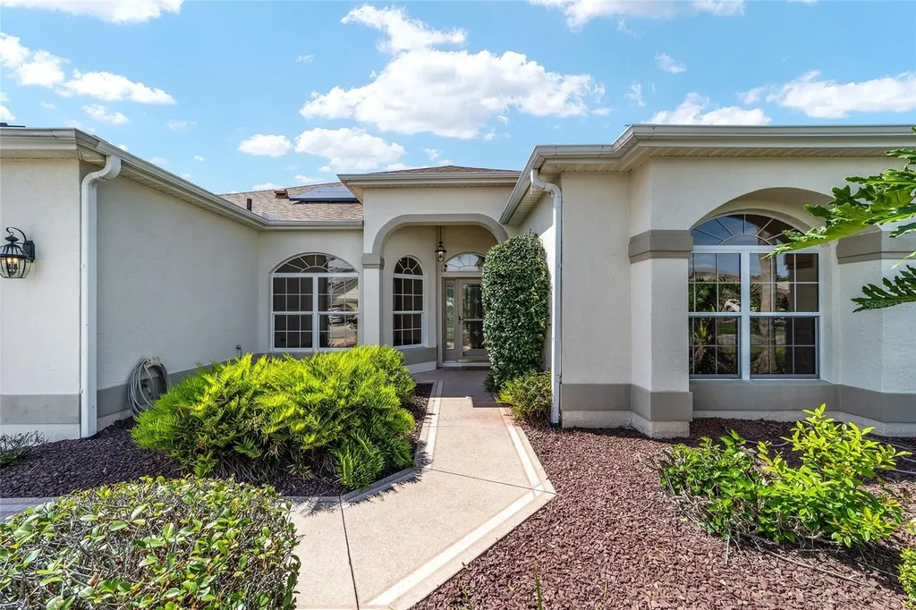 1322 Augustine Drive The Villages FL 32159
