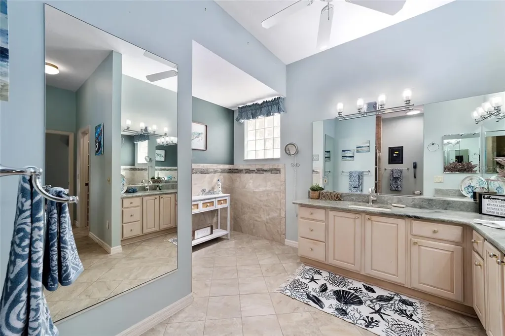 1322 Augustine Drive The Villages FL 32159
