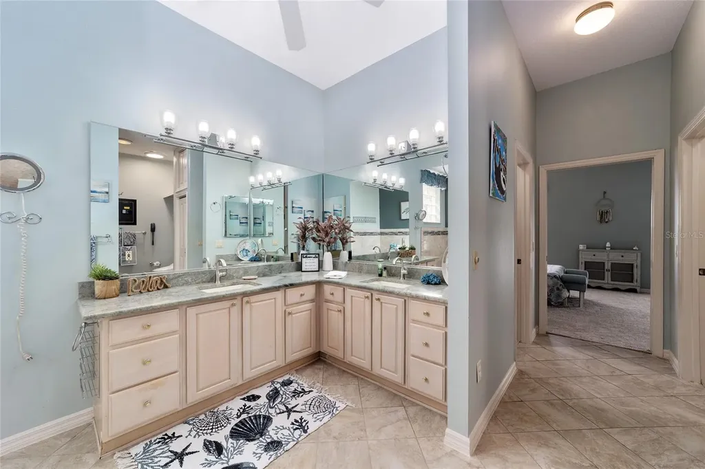 1322 Augustine Drive The Villages FL 32159