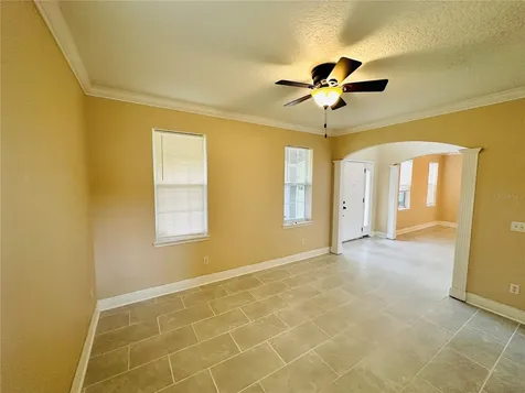 438 Palm Drive Sanford FL 32771