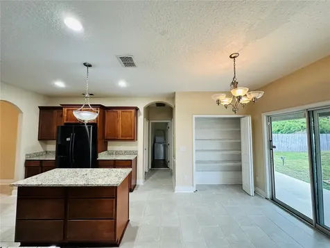 438 Palm Drive Sanford FL 32771