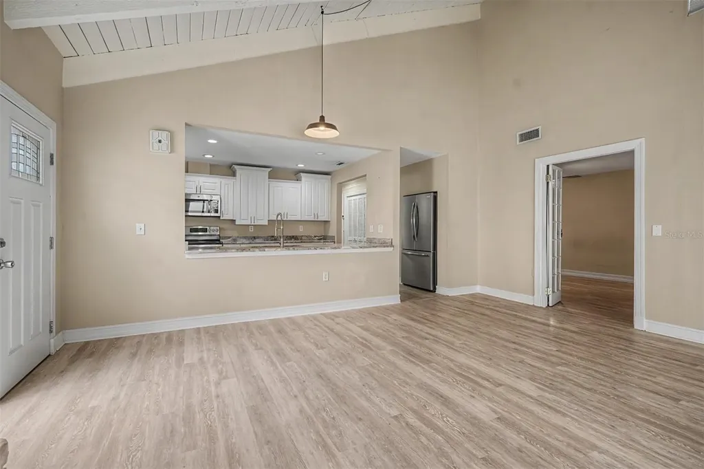 360 S Woodlands Drive Oldsmar FL 34677