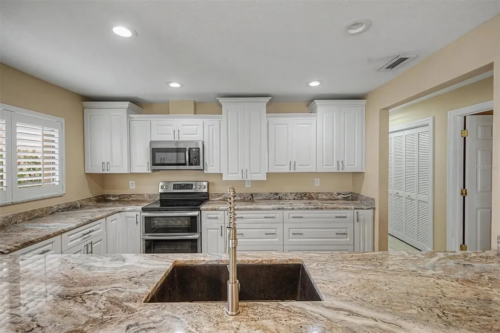360 S Woodlands Drive Oldsmar FL 34677