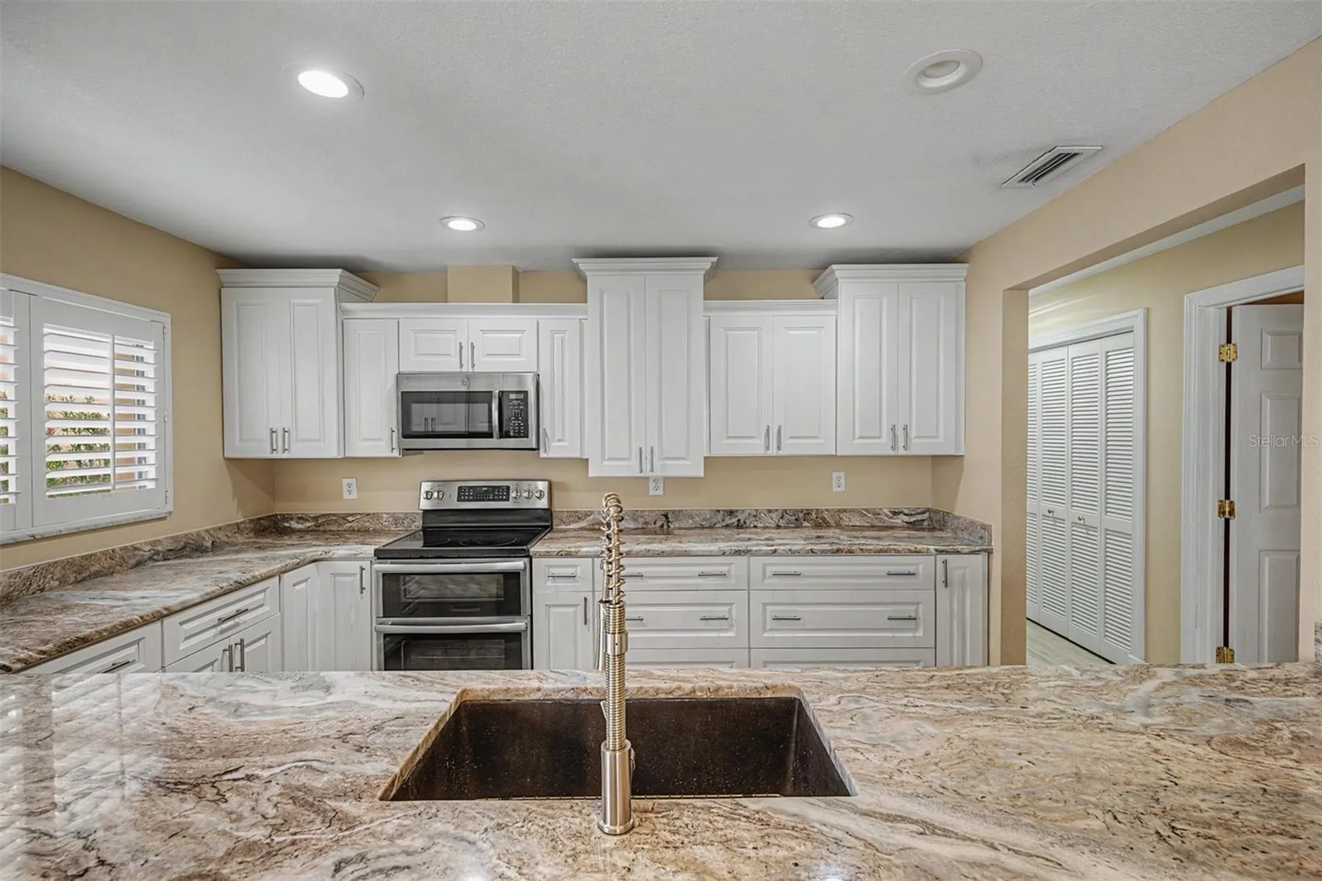 360 S Woodlands Drive Oldsmar FL 34677