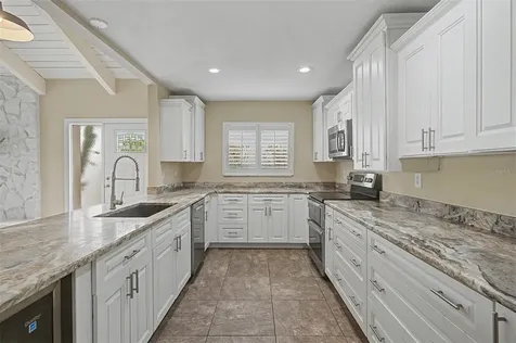 360 S Woodlands Drive Oldsmar FL 34677