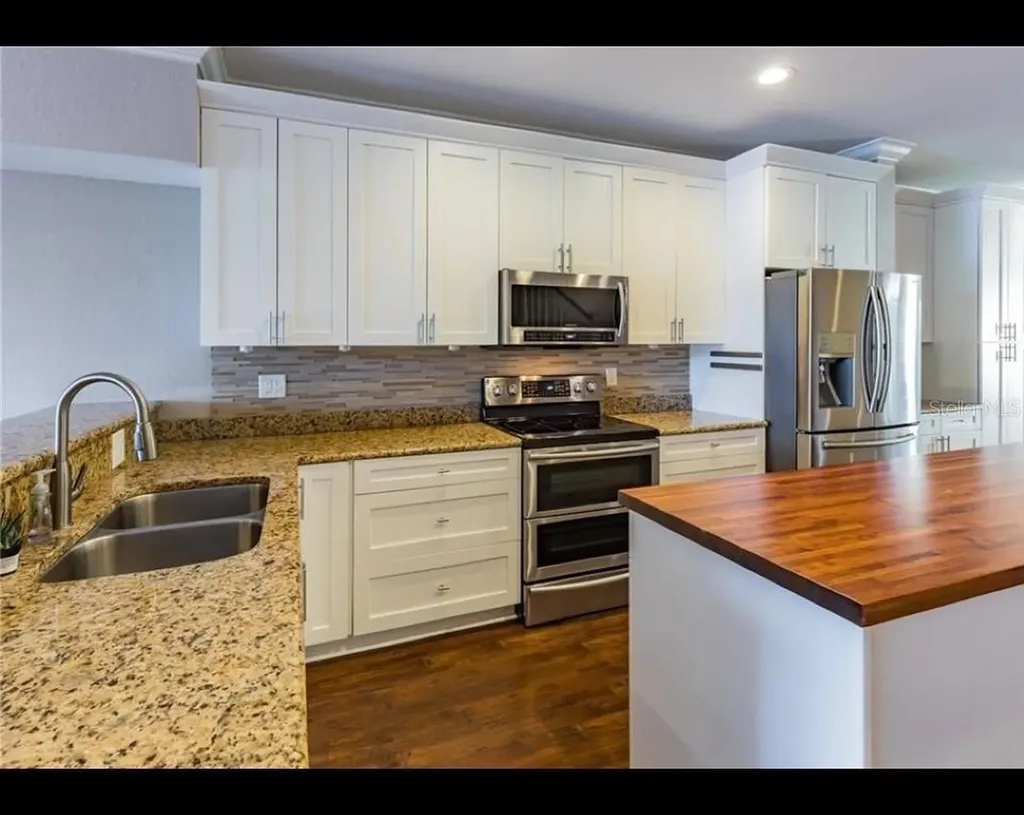 2644 Sabal Springs Drive Clearwater FL 33761