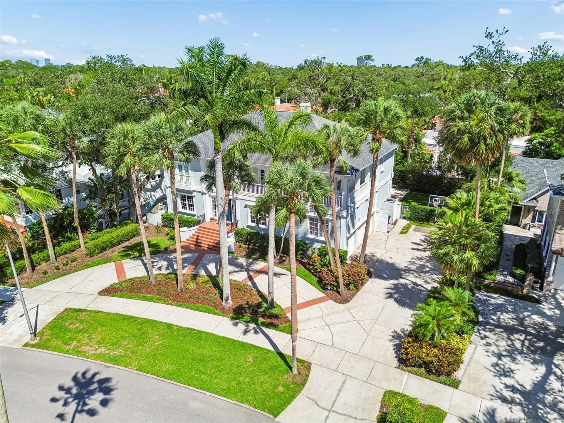 814 S Bayside Drive Tampa FL 33609