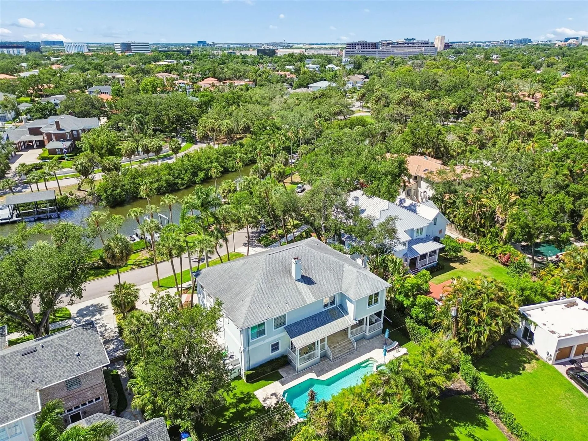 814 S Bayside Drive Tampa FL 33609