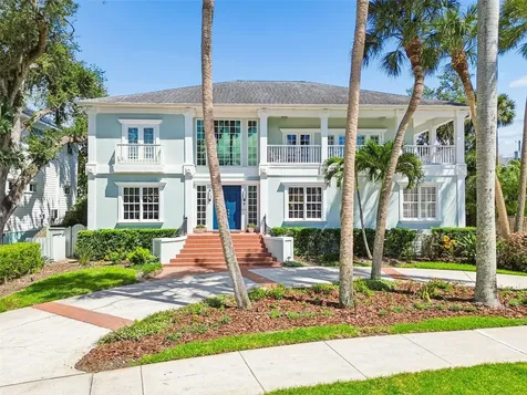 814 S Bayside Drive Tampa FL 33609
