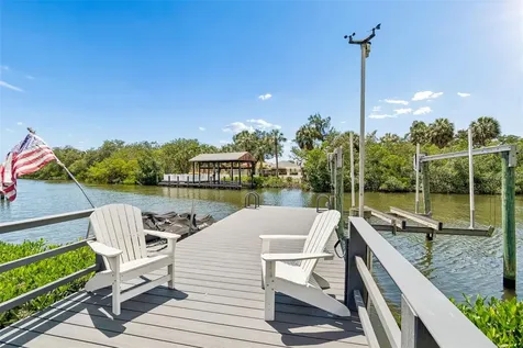 814 S Bayside Drive Tampa FL 33609