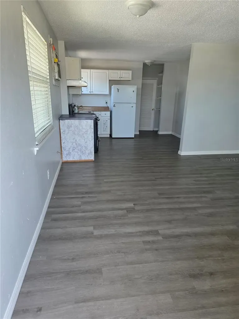 2440 25th Street N St Petersburg FL 33713