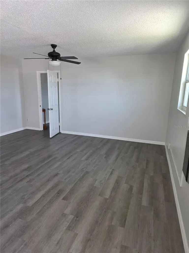 2440 25th Street N St Petersburg FL 33713