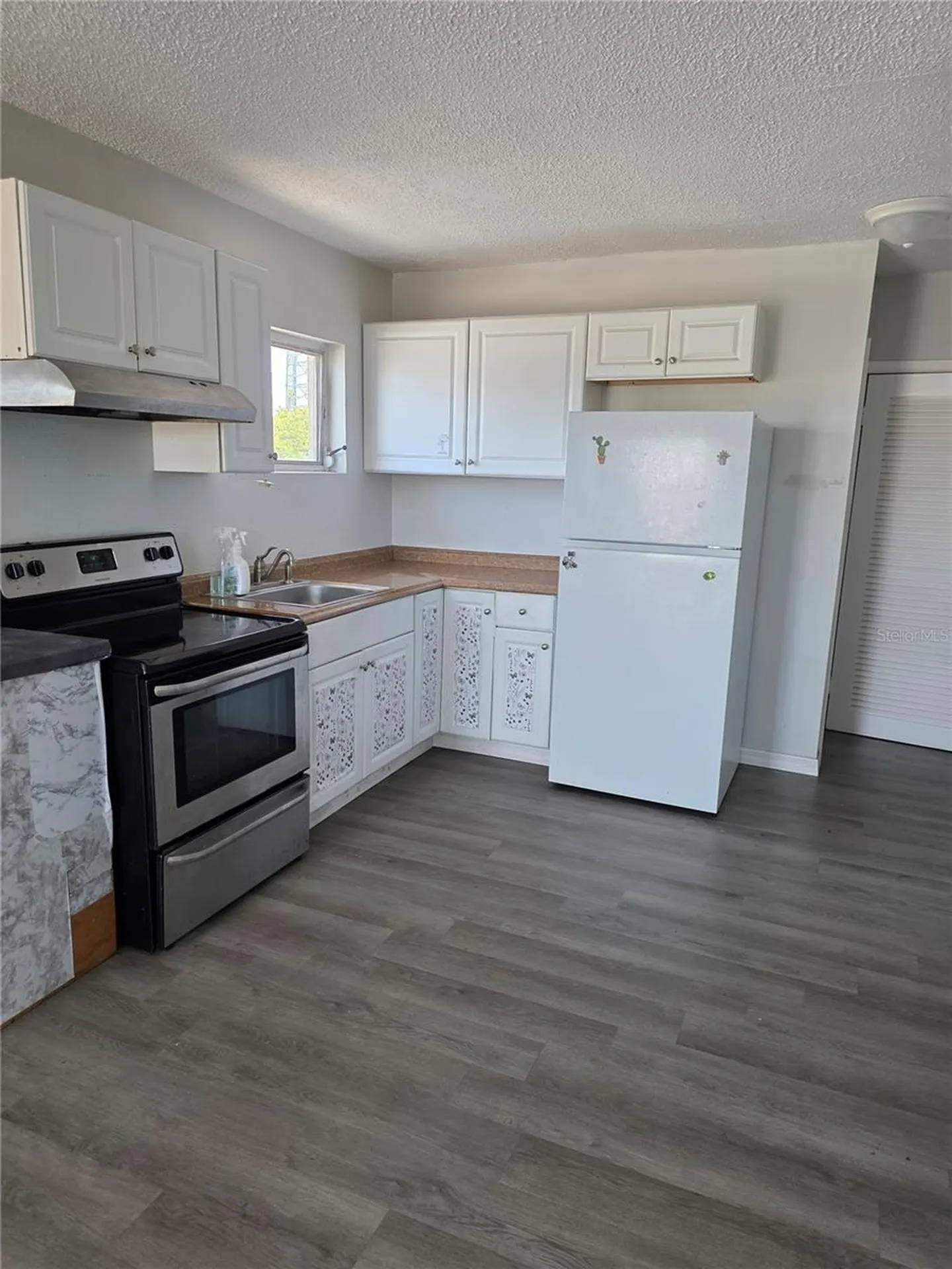 2440 25th Street N St Petersburg FL 33713