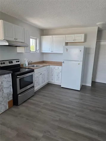 2440 25th Street N St Petersburg FL 33713